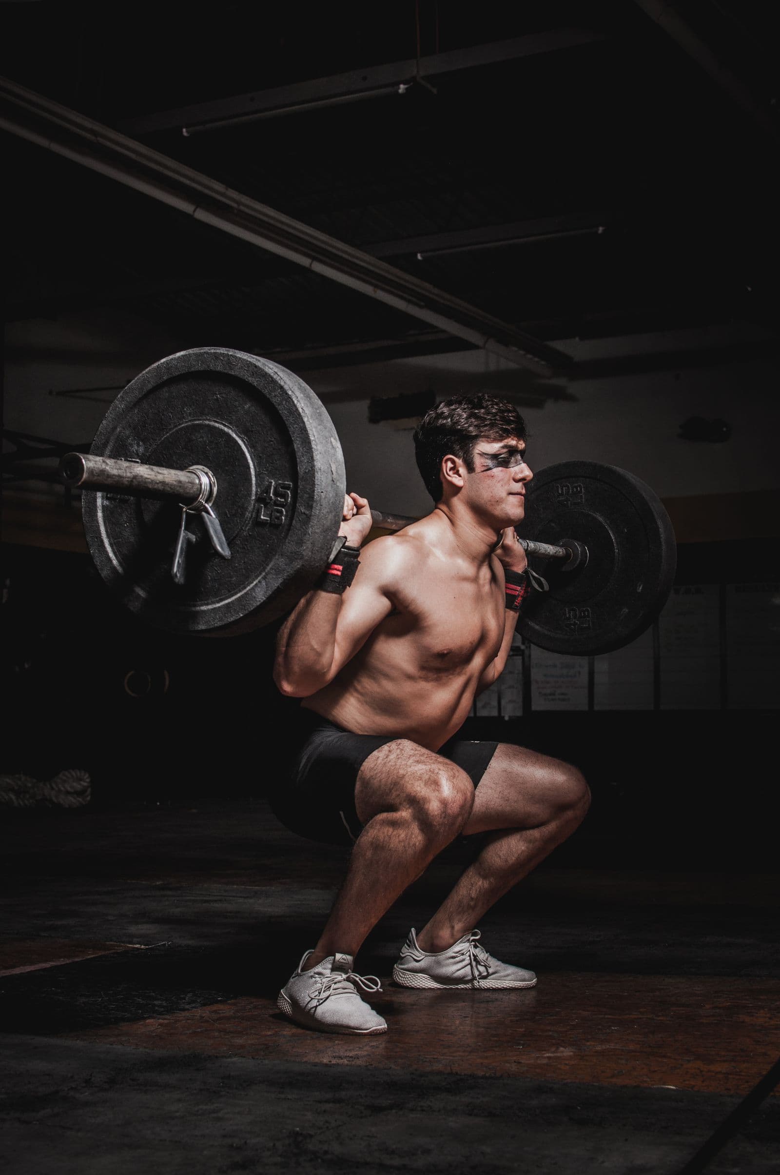 How to breathe during heavy lifts: a desk worker's guide to bracing